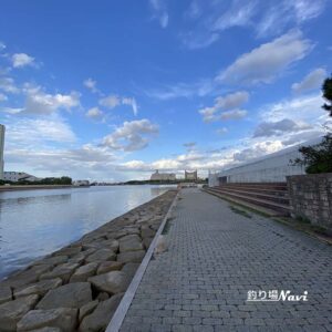 芦屋キャナルパーク 北護岸 東（浜風大橋）｜釣り場Navi
