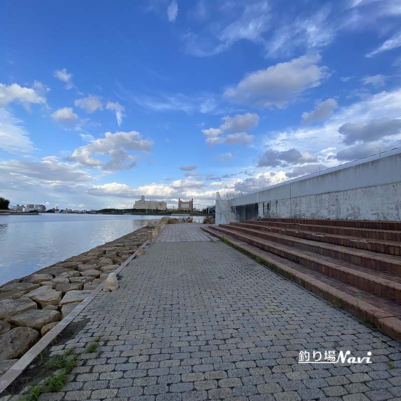 芦屋キャナルパーク 北護岸 東(浜風大橋)|釣り場Navi